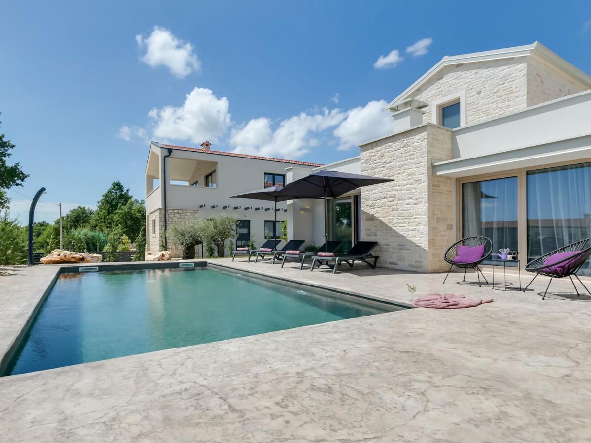 Villa Lavanda Nova Vas  外观 照片