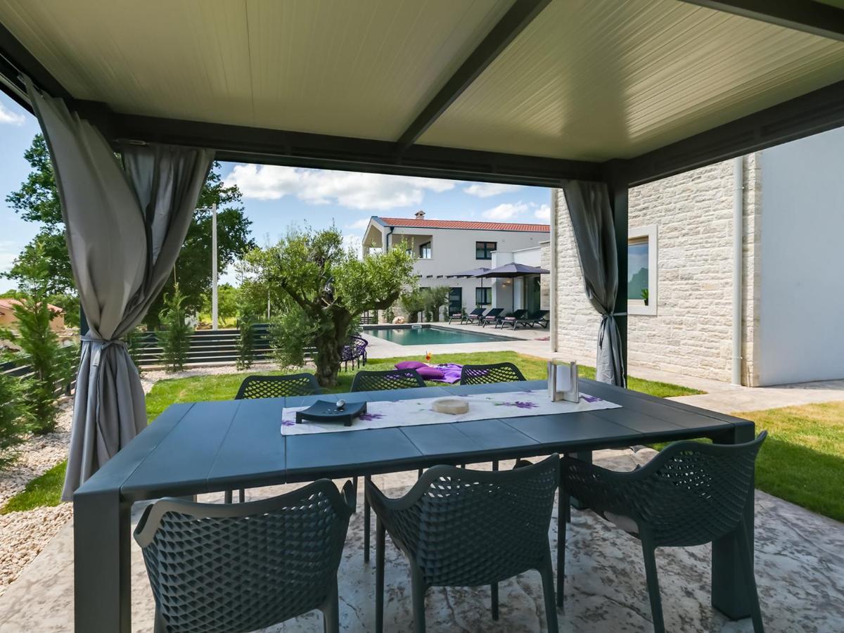 Villa Lavanda Nova Vas  外观 照片
